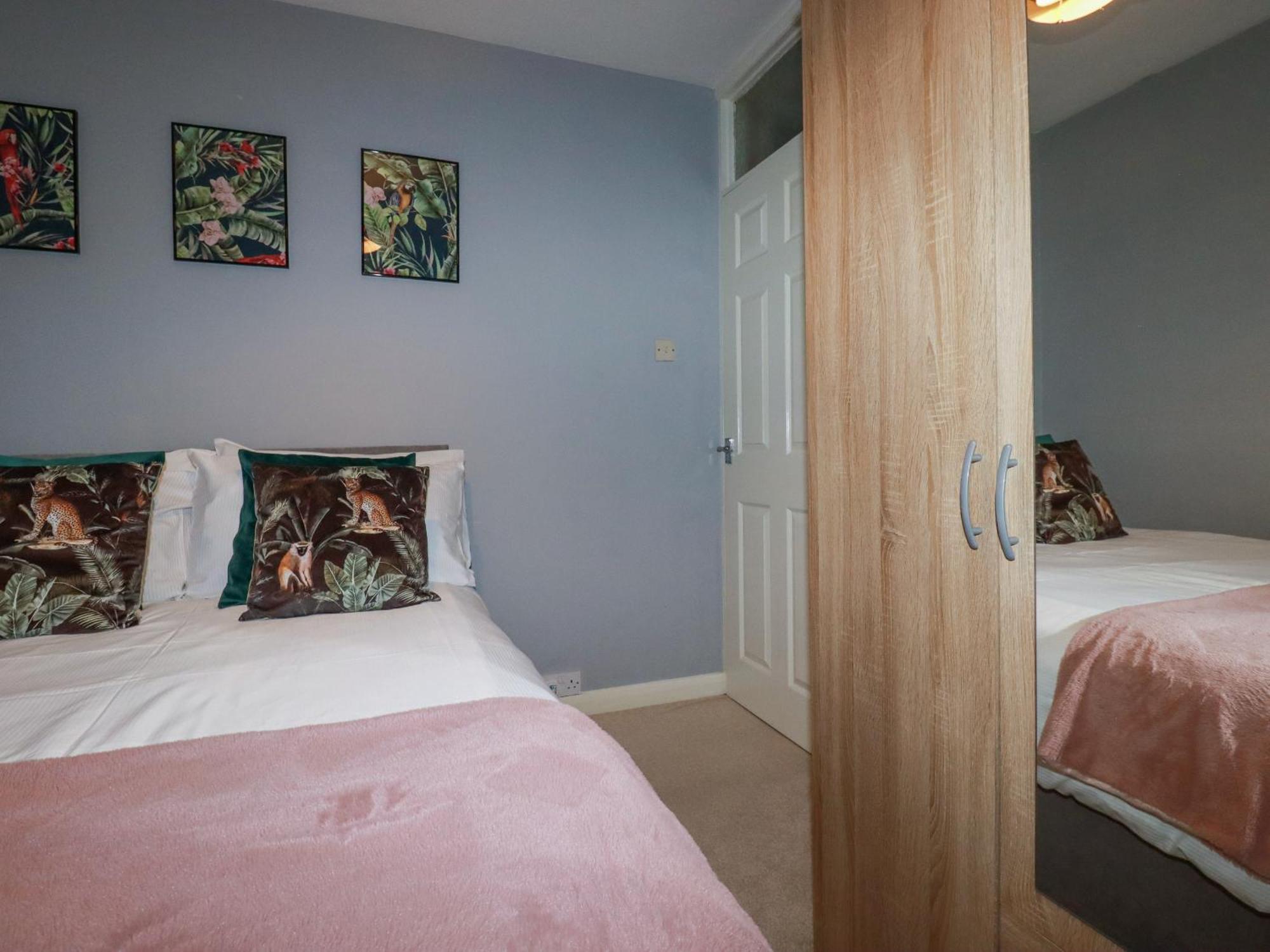 Garden View Villa Newquay  Exterior photo